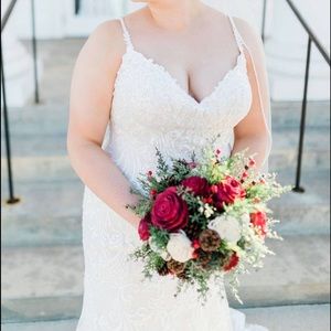 Rebecca Ingram - Debbie wedding dress